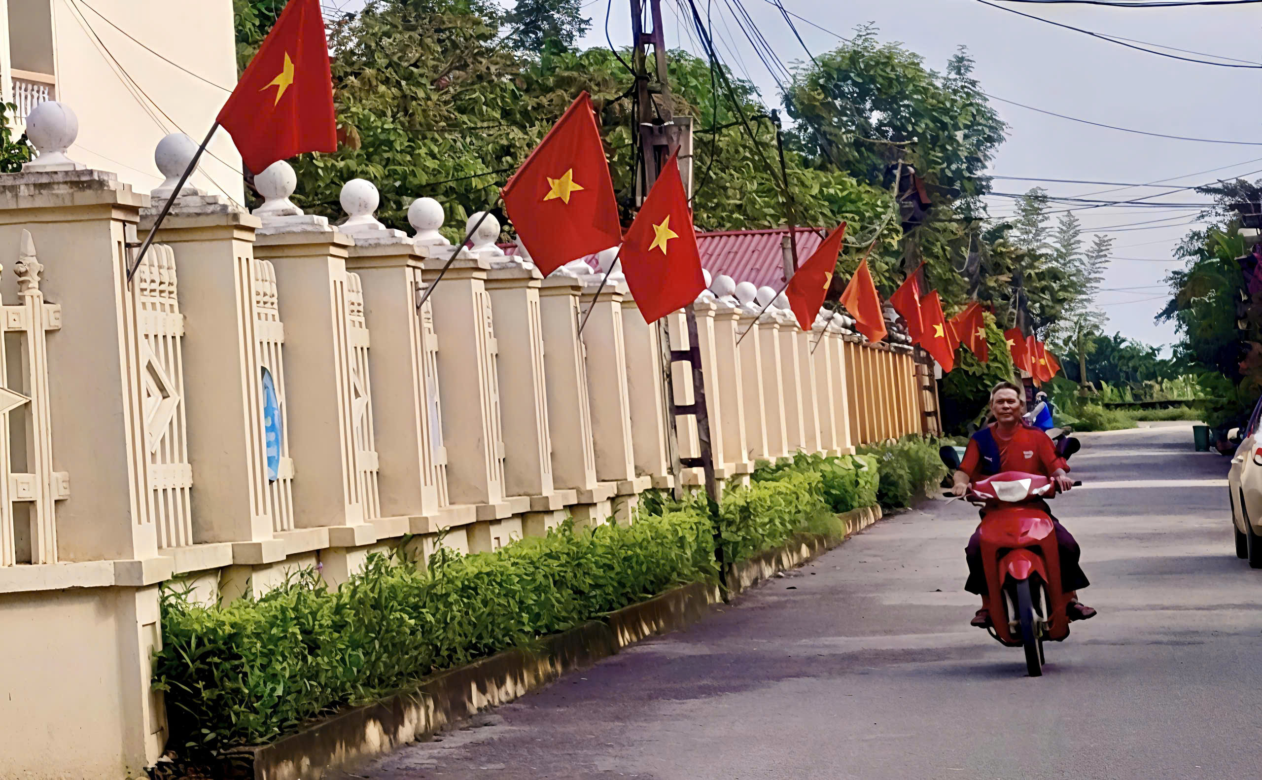 Anh-tin-bai